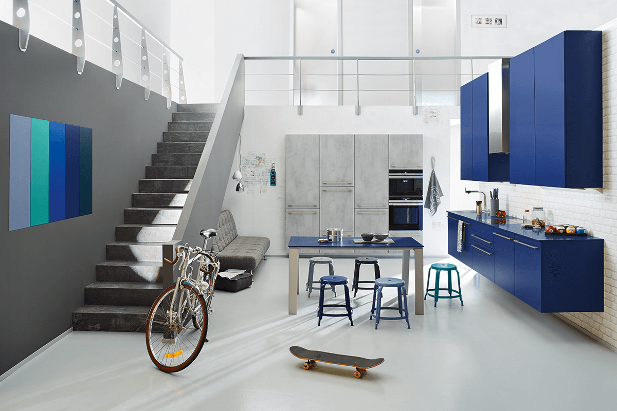 Ballerina Moderne Küchenzeile dunkelblau mit Wandschrank