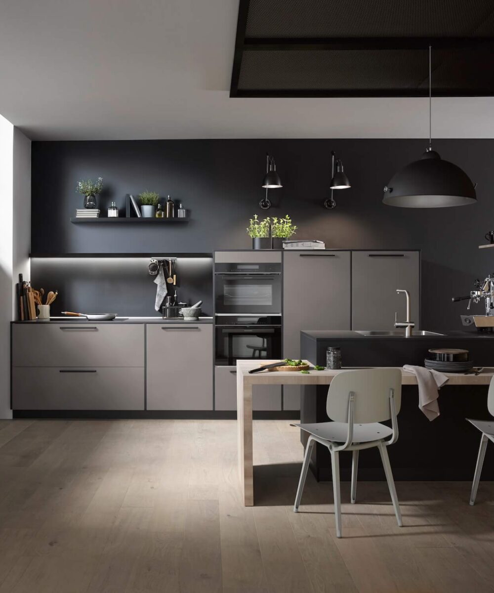 Häcker Designküche mit Insel Perfectsoft Perlgrau