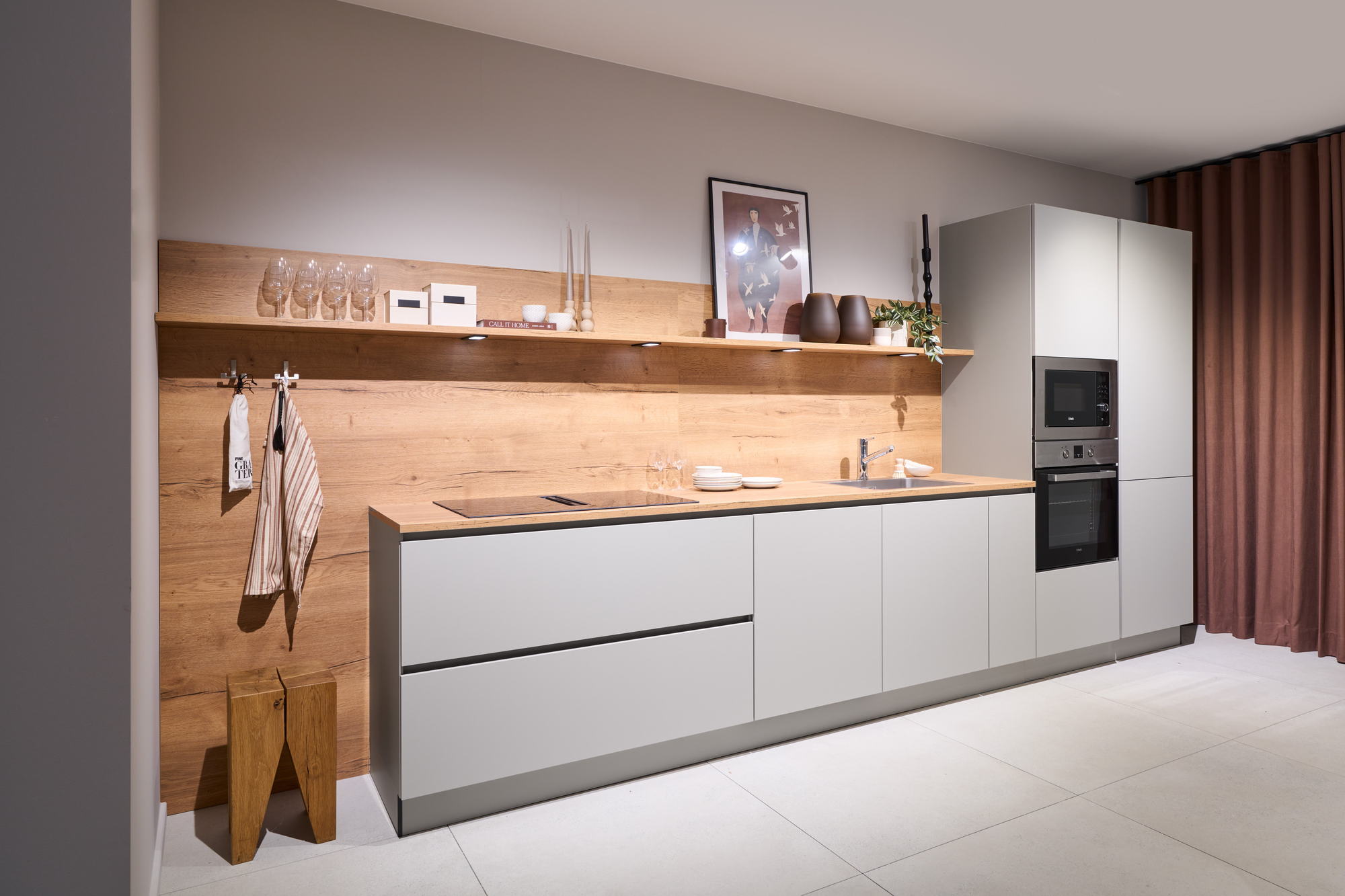 Häcker Moderne Küchenzeile Steinbeige