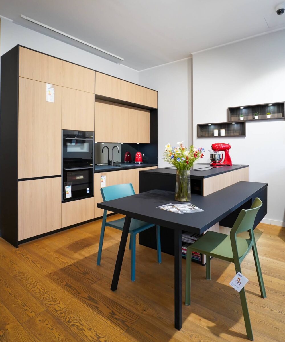 Häcker systemat Design Inselküche