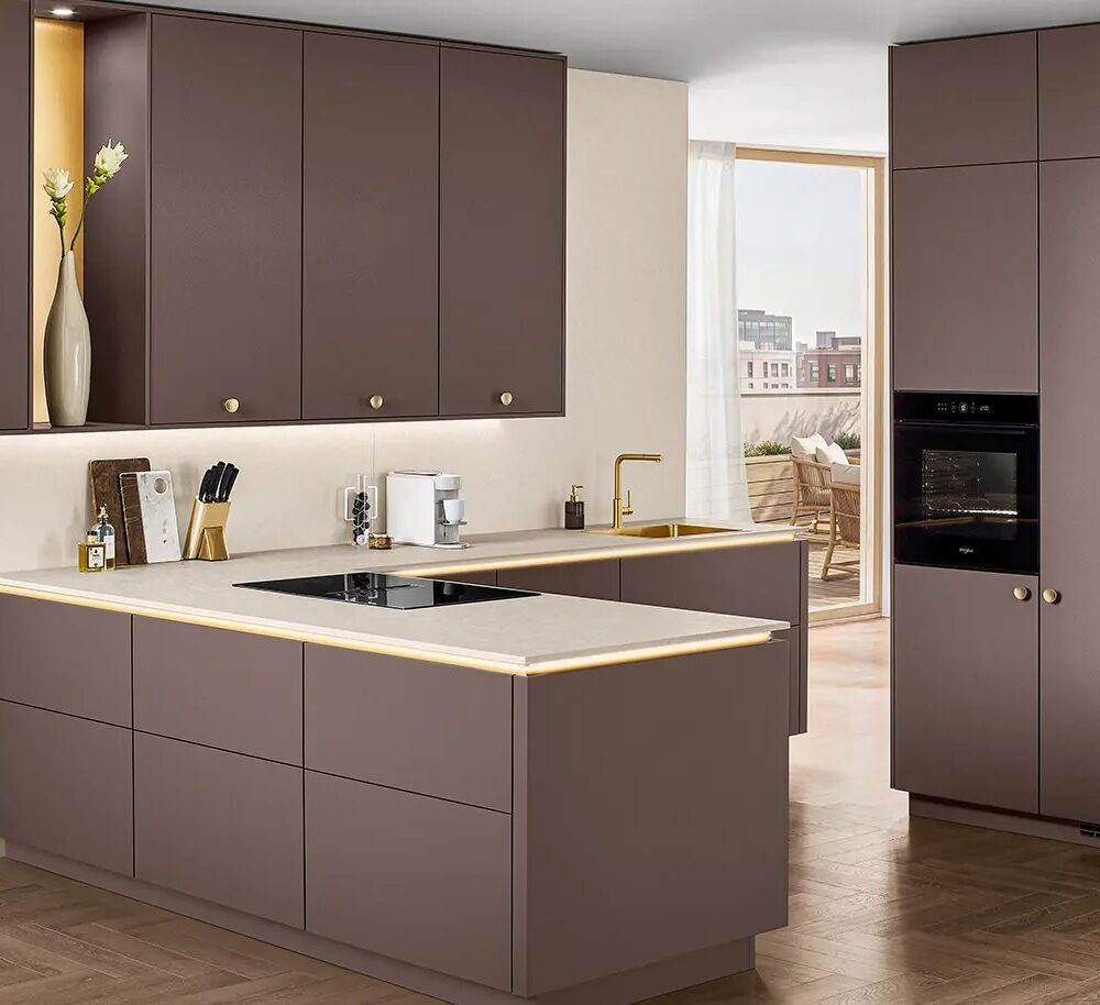 Nobilia Moderne L-Küche berry