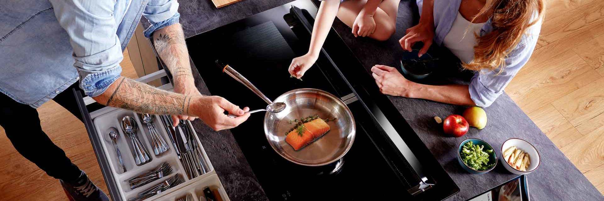 Oranier Induktionskochfeld mit Kochfeldabzug be cook