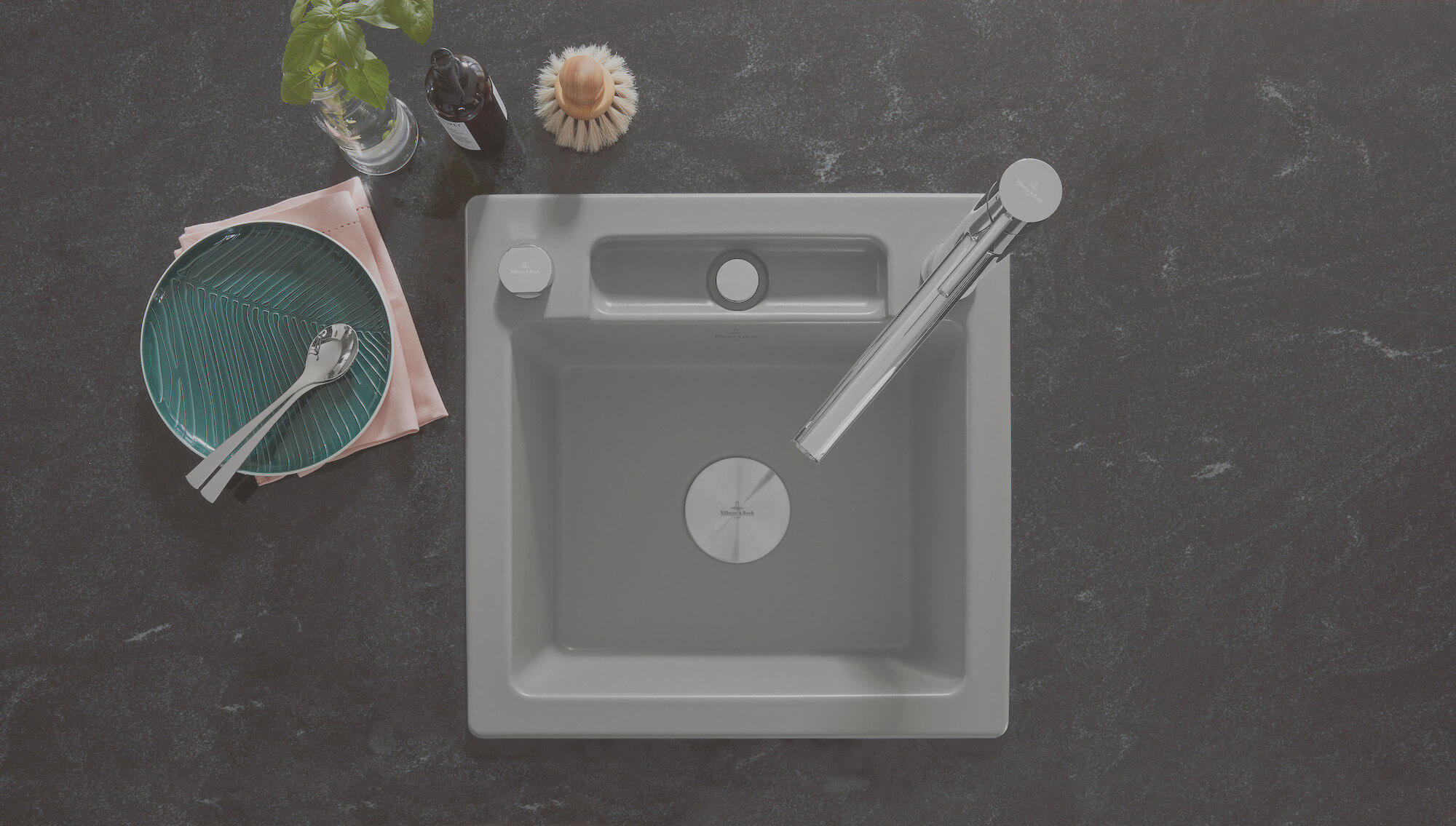 Villeroy & Boch Siluet50 Einbeckenspüle und Armatur